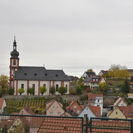 An Der Hoeh' Holiday home Zellingen